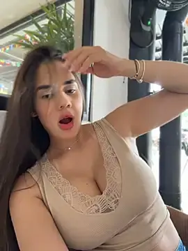 Stripchat Nude Webcam of BellaLeclair