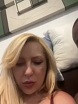 Stripchat Adult Webcam of Juuhschmitt