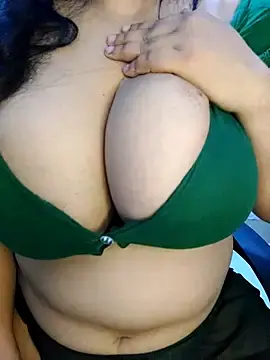 Stripchat Watch Live Sex Cams of Adiba_2