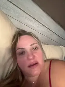 Stripchat Free Porn Cam of 1SexyQueen
