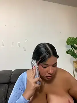 Stripchat Sex Chat of Isabella_boobd