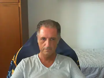 Stripchat Free Porn Cam of lliuk70mi