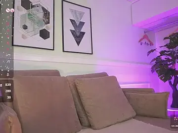 Stripchat Free Porn Cam of MaddyWattson