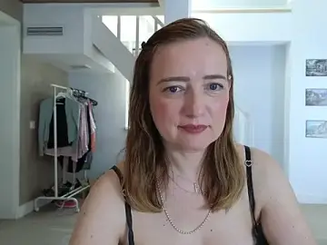 Stripchat Free Porn Cam of Blue_Angel_Sweet