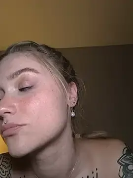 Stripchat Live Sex Cam of Goldi159
