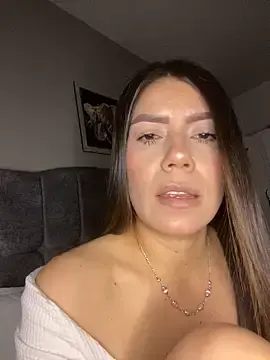 Stripchat Free Live Porn of martina_contreras