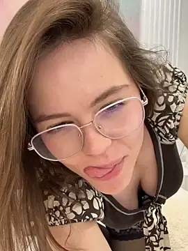 Stripchat Free Porn Cam of Kelly_Cuutie