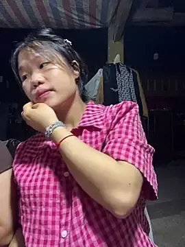 Stripchat Free Porn Cam of bumbaba