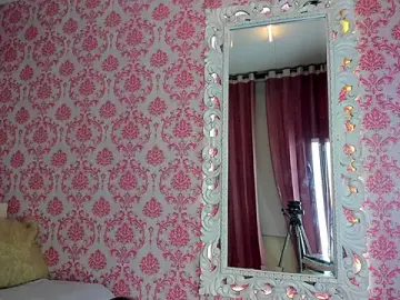 Stripchat Watch Live Sex Cams of Mini_Rouse