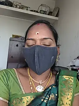 Stripchat Sex Chat of Tamil_Sangeetha