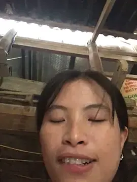 Stripchat Sex Cam of sun-shii