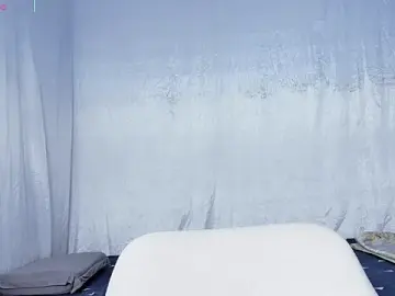 Stripchat Sex Cam of I_am-Boo