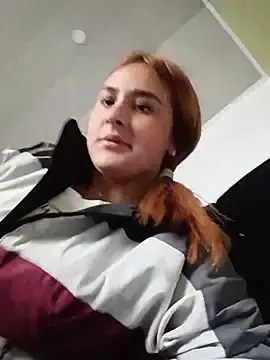 Stripchat Sex Cam of katty_42