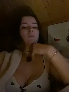 Stripchat Free Porn Cam of mewKate