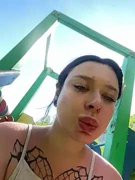 Stripchat Sex Cam of AlishaOfThorns