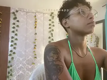 Stripchat Free Live Porn of kelly_thomson