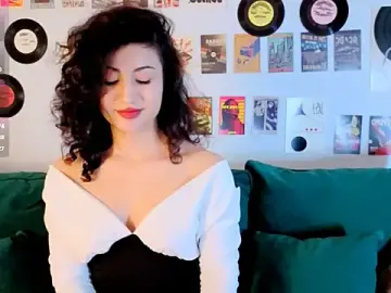 Stripchat Nude Webcam of Maya_Rogerss