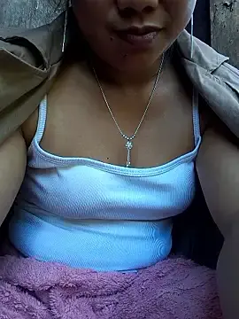 Stripchat Live Sex Cam of princess-liusexy
