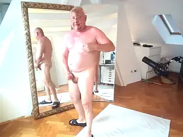 Stripchat Live Porn of tobi_jerker