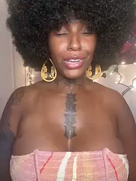 Stripchat Sex Chat of MistiSavannah