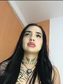 Stripchat Free Porn Cam of xalssfrssa