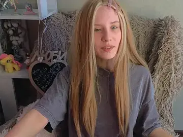 Stripchat Live Sex of sarakaell