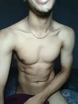 Stripchat Live Sex Cam of Ishooooo
