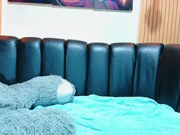 Stripchat Free Porn Cam of Evans_Robinson