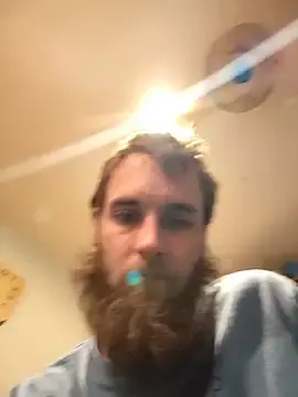 Stripchat Sex Cam of high3ndlowlife