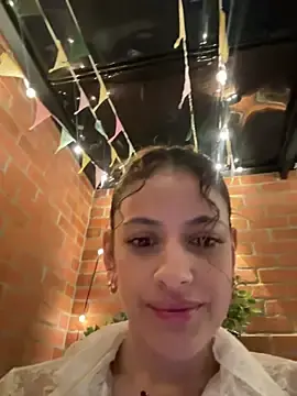 Stripchat Live Sex of alana15