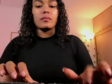 Stripchat Live Porn of aleja_montiel__