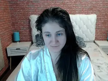 Stripchat Adult Webcam of Holliy_Cooper