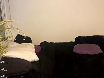 Stripchat Nude Webcam of Emanuell__