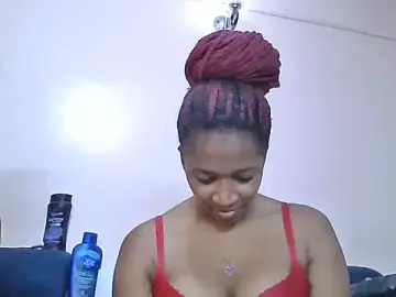 Stripchat Free Porn Cam of Makiwa20