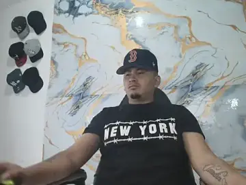 Stripchat Live Porn of myke_andrade