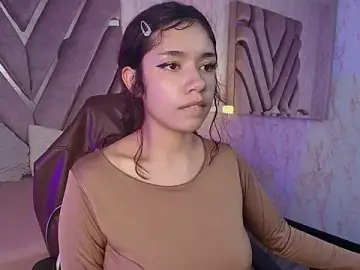 Stripchat Free Porn Cam of redd_pandaa