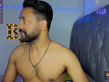 Stripchat Free Porn Cam of bbcblackhot34