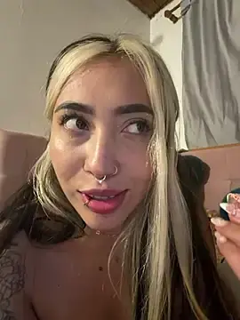 Stripchat Live Sex of ManuelaVeeleez