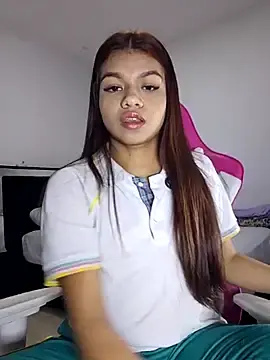 Stripchat Free Porn Cam of sophia_ramirez12