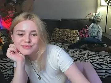 Stripchat Live Porn of Alexa_Pirs