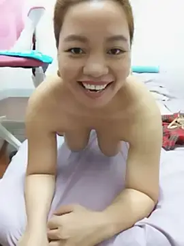 Stripchat Nude Webcam of jhenbigmelon