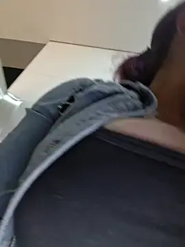 Stripchat Free Live Porn of sophie_banger