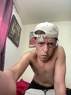 Stripchat Live Porn of Junior_47