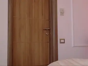 Stripchat Free Porn Cam of Daniela-Crudu