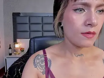Stripchat Best Webcam of Mrs_Regina_clk