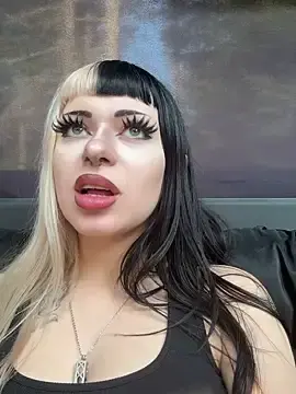 Stripchat Adult Webcam of Paige_Turner