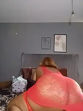 Stripchat Adult Webcam of RealMsPEARLsEXY69