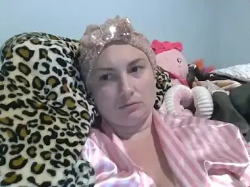 Stripchat Free Porn Cam of Emily33333
