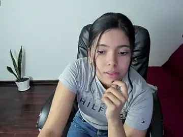 Stripchat Nude Webcam of _Vicky_sweet