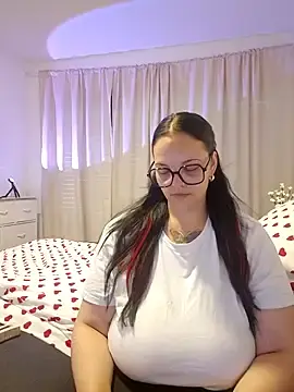 Stripchat Live Sex of JUJUICY-